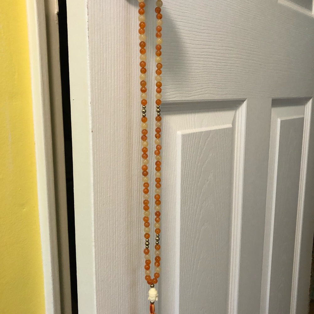 Beaded necklace